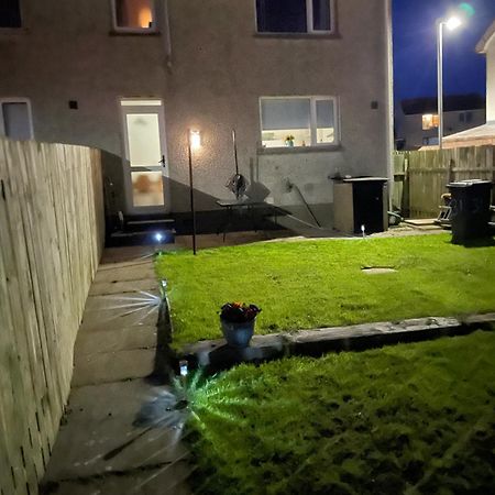 31 End Terrace. Whitehead Exterior foto